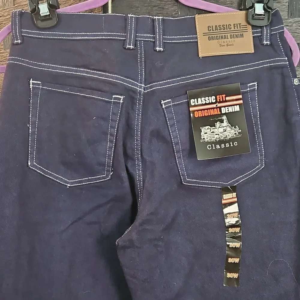 NWT Classic Fit Dark Wash Denim Jeans - White Contrast Stitching - Size 30